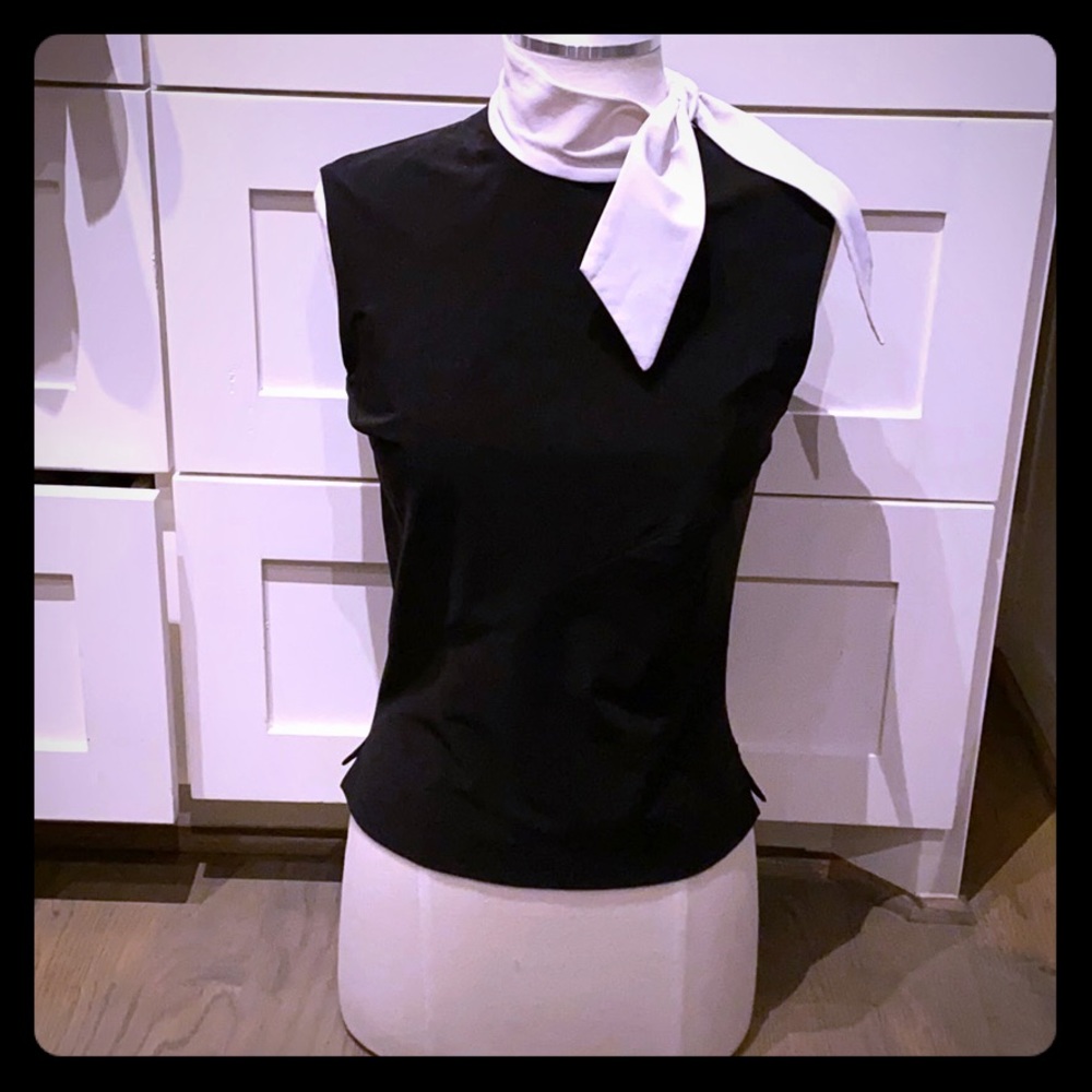 Black Sleeveless top